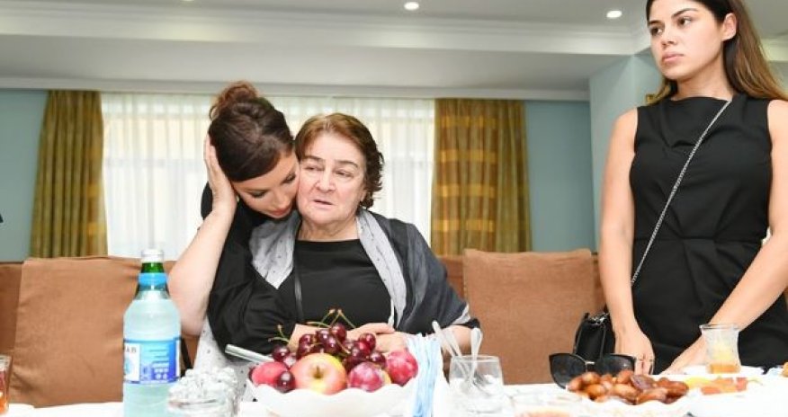 Mehriban Əliyeva Şirməmməd Hüseynovun hüzr mərasimində iştirak edib - FOTO