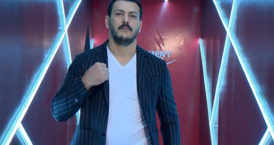 Zabit Səmədovun yarım milyonluq avtomobili (FOTO)