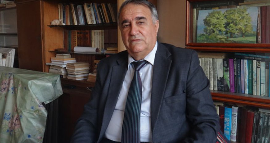 Prezident Rəsulzadənin nəvəsini təltif etdi