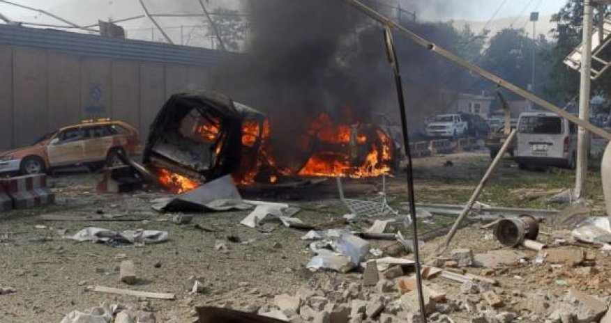 Əfqanıstanda yol qırağında bomba partlayıb