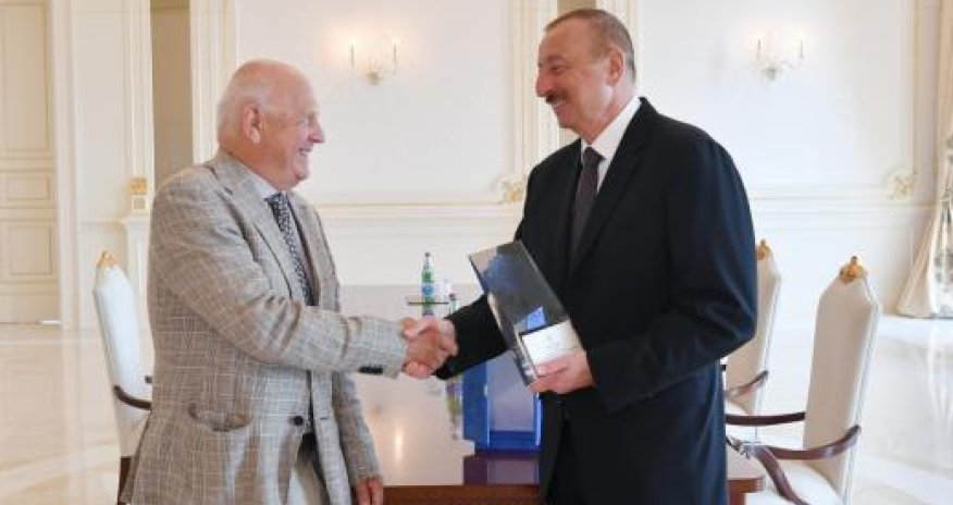 Президент Азербайджана принял в Баку главу Европейского Олимпийского комитета