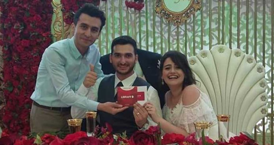 Toylara pul əvəzinə “kitab at”an gənc: Bilirdim ki, neqativ reaksiyalar olacaq – FOTO