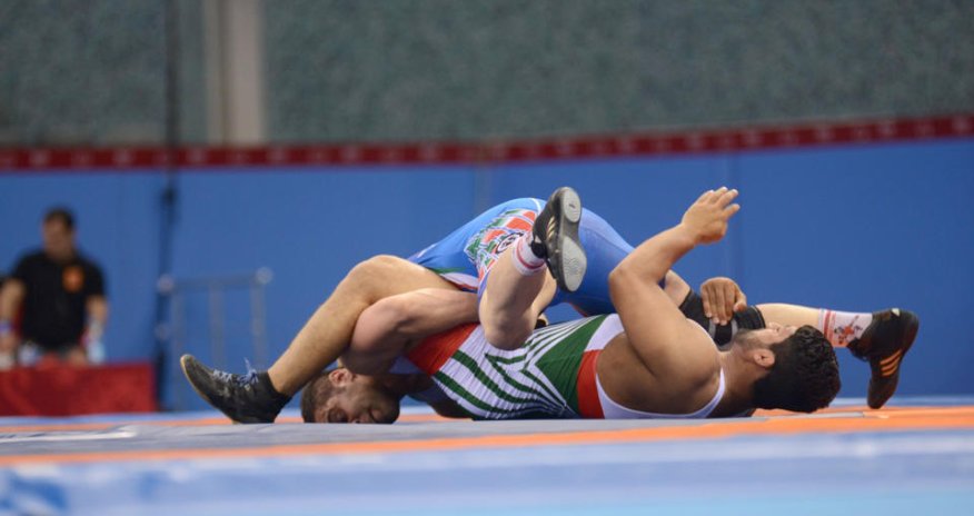 On second day of EYOF Azerbaijani wrestlers win two gold, three silver and one bronze medals