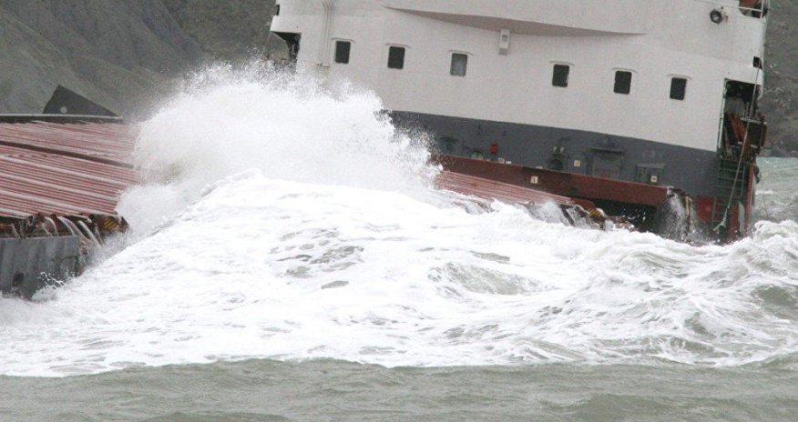 Iran grateful to Azerbaijan for saving cargo ship crew