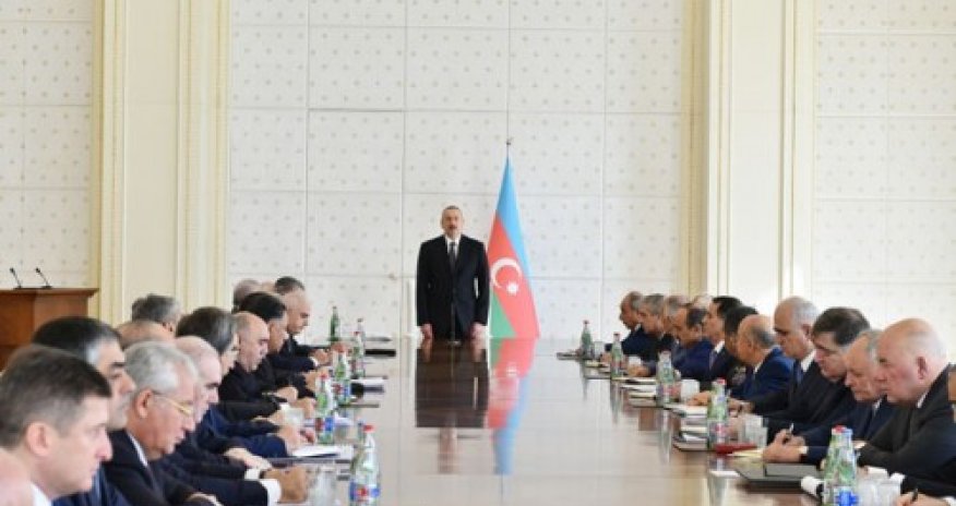Prezident nazirləri topladı - MÜŞAVİRƏ
