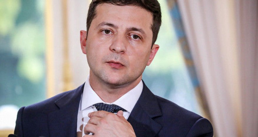 Zelenskinin maaşı açıqlandı