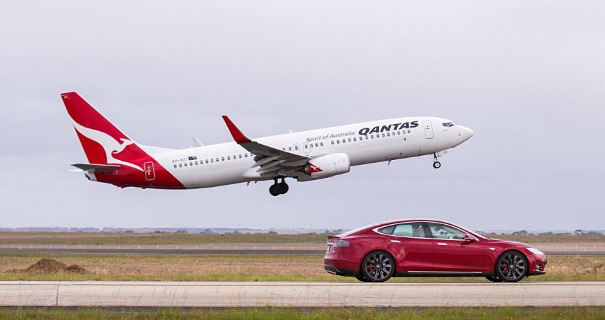 Əcnəbilər Azərbaycana daha çox təyyarə, azərbaycanlılar isə xaricə avtomobillə səfər edirlər