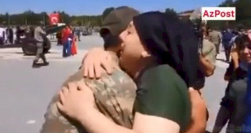 Əsgərə andiçmə zamanı anasının öldüyünü dedilər 