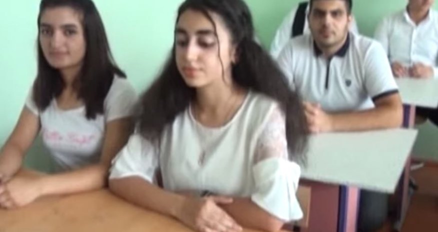 Azərbaycanda bir sinifin bütün şagirdləri ali məktəbə qəbul oldu - VİDEO