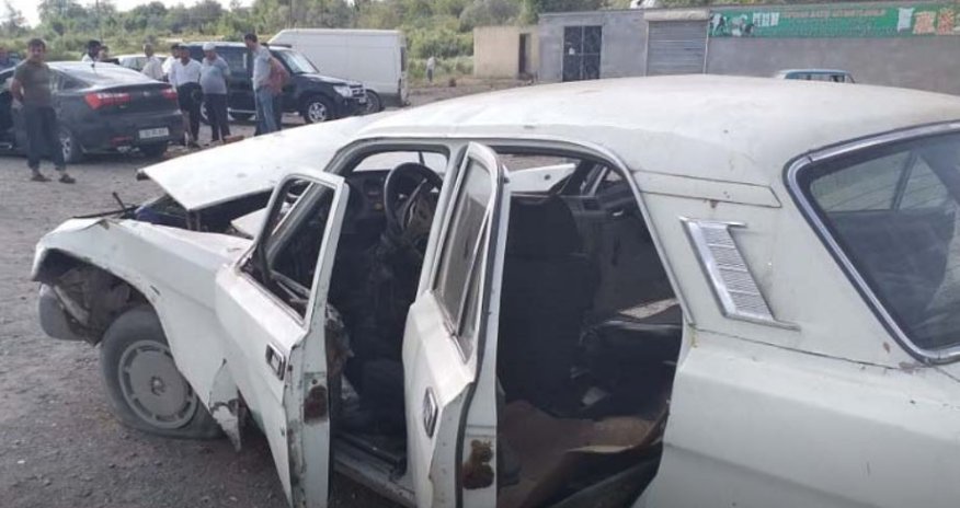Тяжелое ДТП в Сабирабаде: погибли двое, еще четверо ранены
