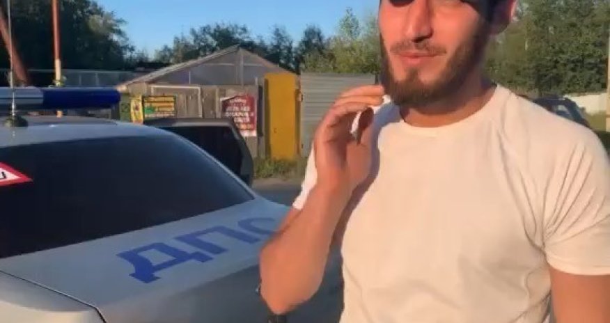 Azerbaijani saves man from a burning house in Russia