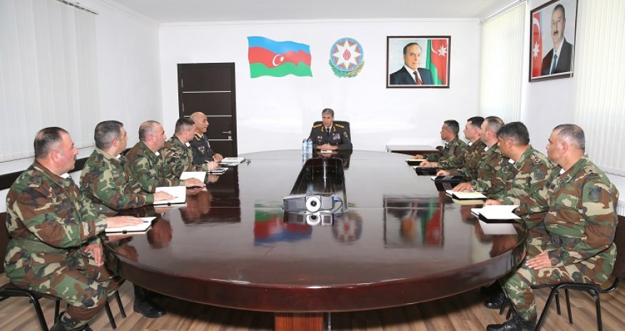 Vilayət Eyvazov əməliyyat müşavirəsi keçirib