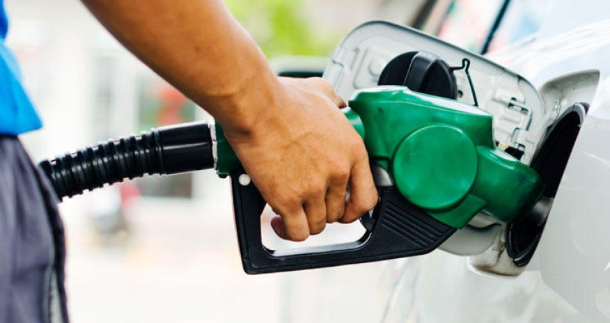 Azerbaijan temporarily exempts gasoline imports from customs duties