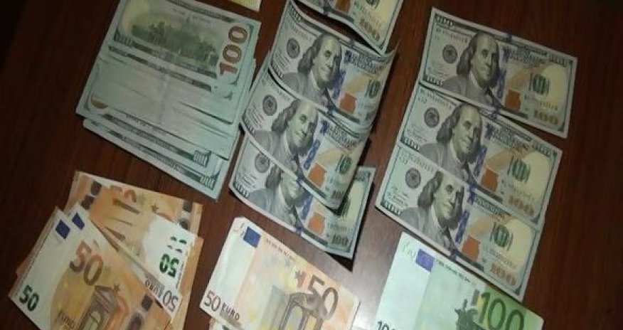 Sabirabaddan Mingəçevirə gələn dostlar ev soydular - FOTO