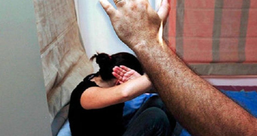 Qızının əxlaqsızlıq etdiyini öyrənib təcili Bakıya gəldi, 