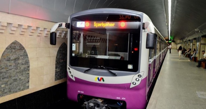 Бакинский метрополитен закупит новые поезда в следующем году