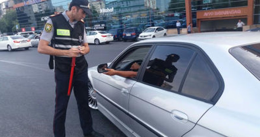 В Баку продолжаются профилактические меры пеших нарядов дорожной полиции