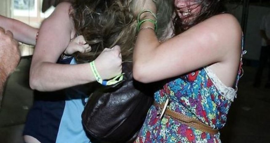 Azərbaycanda qadınlar avtobusda saçyolduya çıxdılar — VİDEO