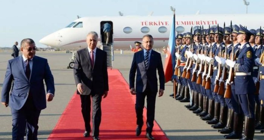 Вице-президент Турции прибыл в Азербайджан 