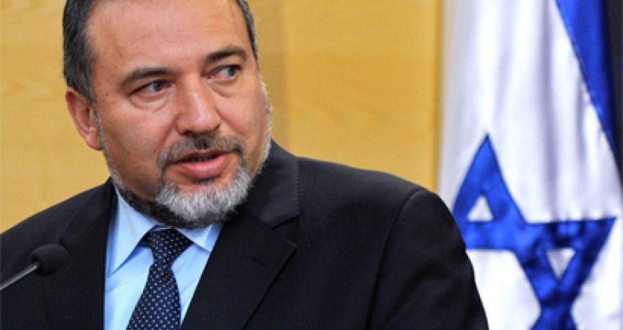 Israel's Lieberman calls for unity government