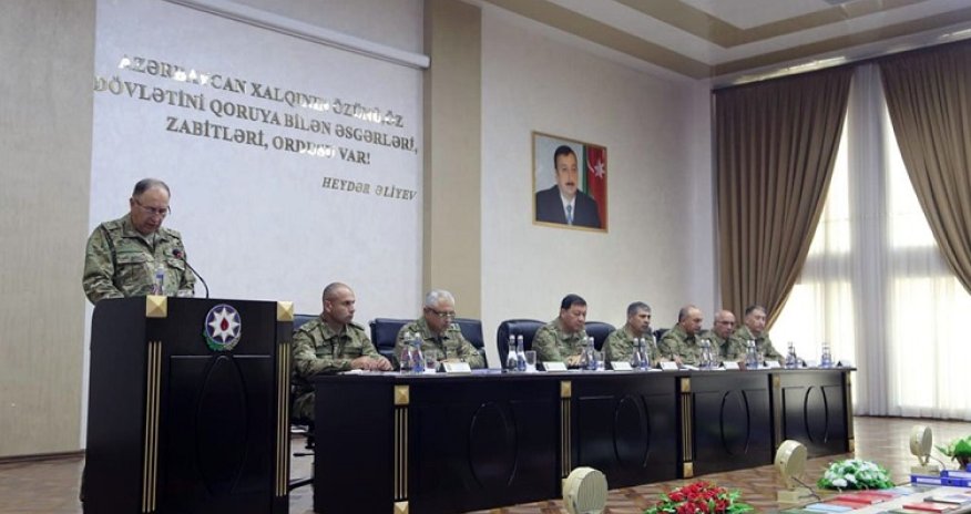 Müdafiə Nazirliyinin Kollegiya iclası keçirilib