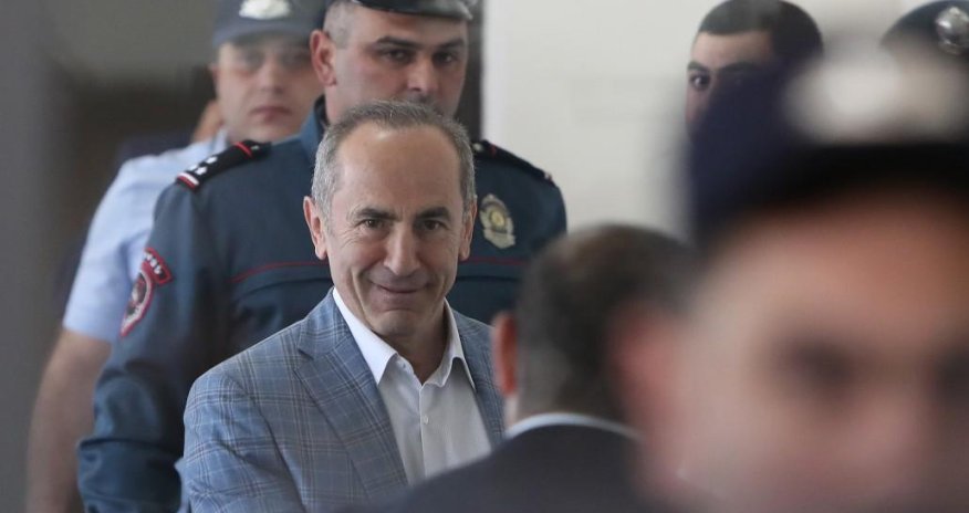 Məhkəmə Koçaryanı girov müqabilində da azadlığa buraxmadı