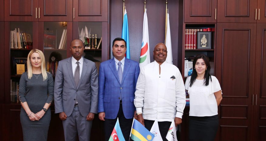 Rwandan students to study at Baku Higher Oil School (PHOTO)