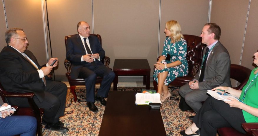 Azerbaijani FM meets with Minister for European Affairs of Ireland (PHOTO)