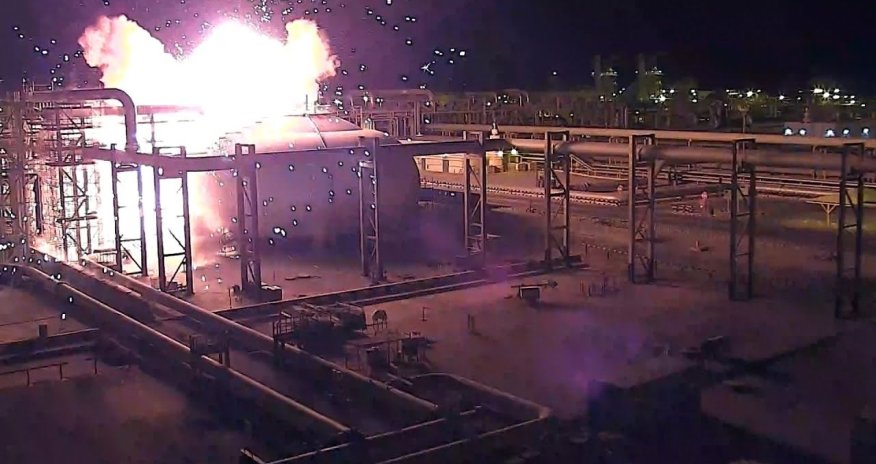 Bütün dünyanı heyrətə gətirən hücumun  görüntüləri - VİDEO