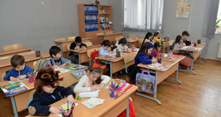 В Азербайджане начались занятия в дошкольных группах госшкол