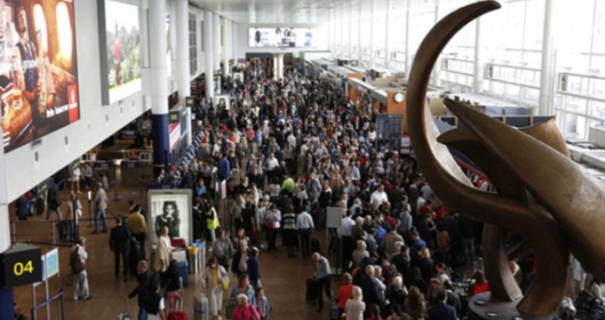 Aeroportlarda narkotiki necə keçirirlər: Narkokartel üzvləri ilə həbsxanada yatan şəxs danışdı