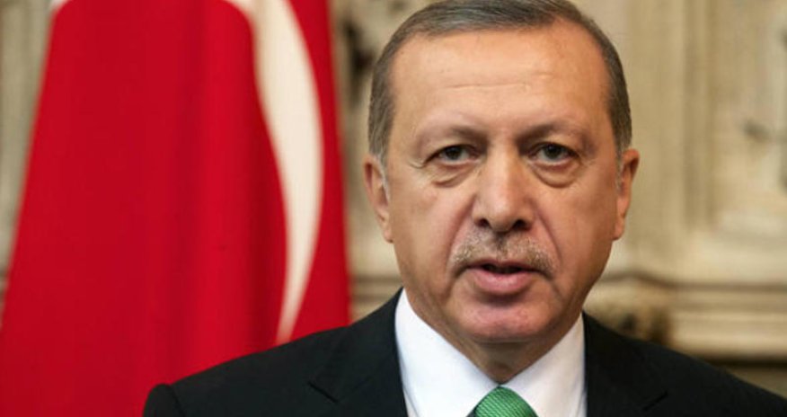 Ərdoğan səlahiyyətlərini təhvil verdi