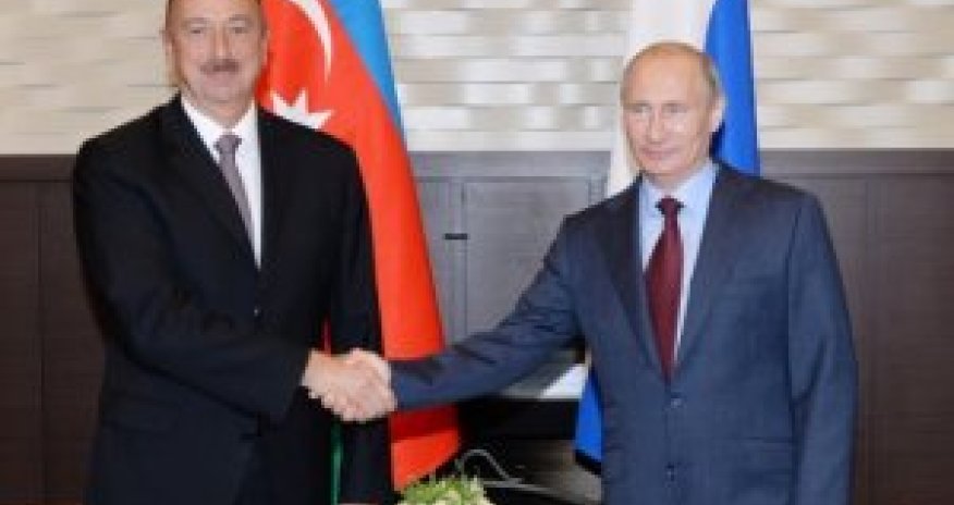 İlham Əliyev Putini təbrik etdi