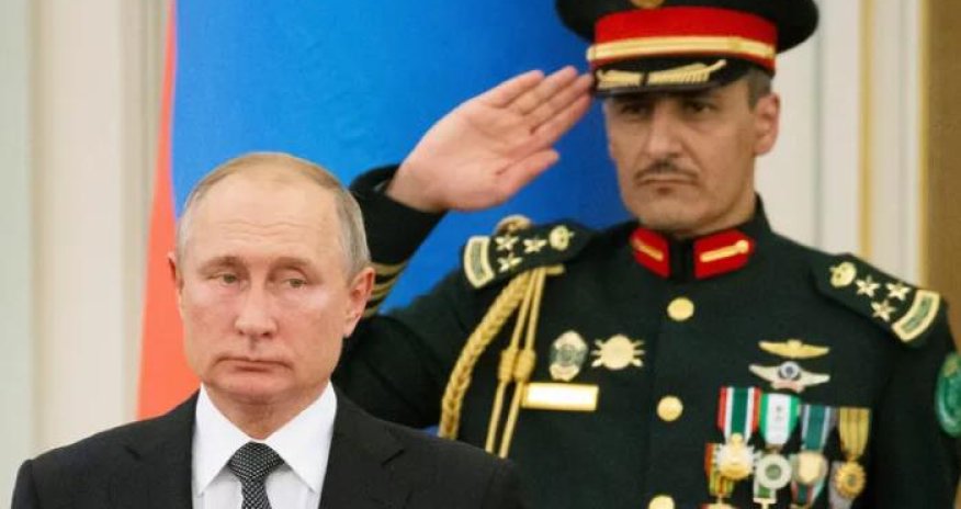 Putin Səudiyyə Ərəbistanında Rusiya himnini eşidib şok oldu - VİDEO