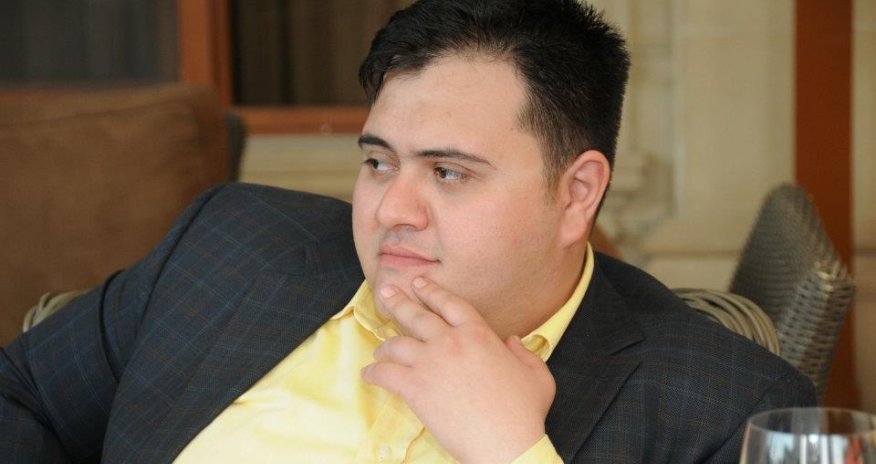 Elçin Əlibəyli Əli Kərimlini tənqid etdiyinə görə döyüldü - FOTO