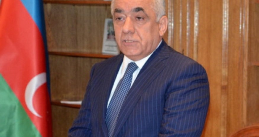 Али Асадов уволил двух помощников 