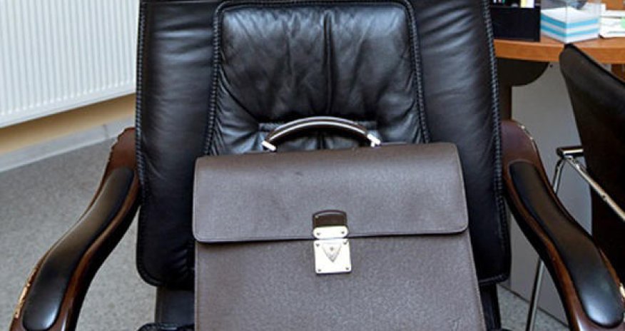 Azərbaycanda bu universitetin rektorunun 92 yaşı var: İşdən gedə bilərdim amma ...