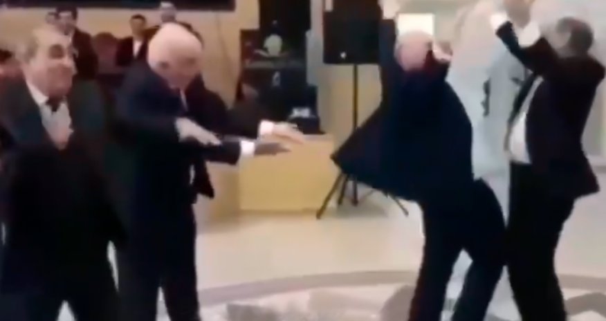 Xalq artisini toyda yıxdılar - ANBAAN VİDEO 