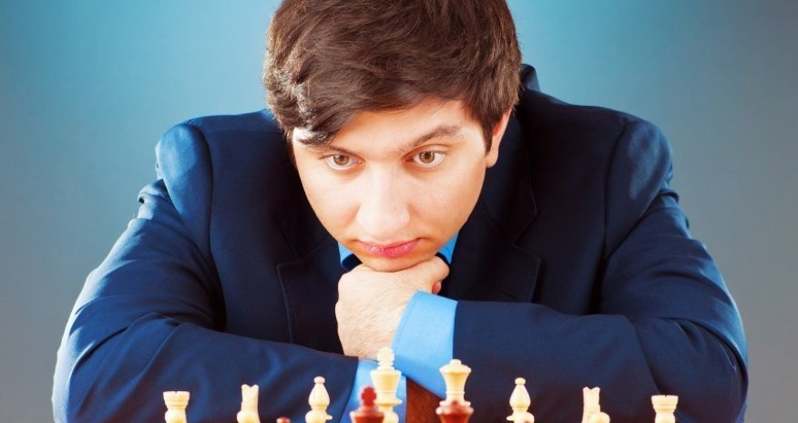 Учрежден клуб имени Вугара Гашиммова