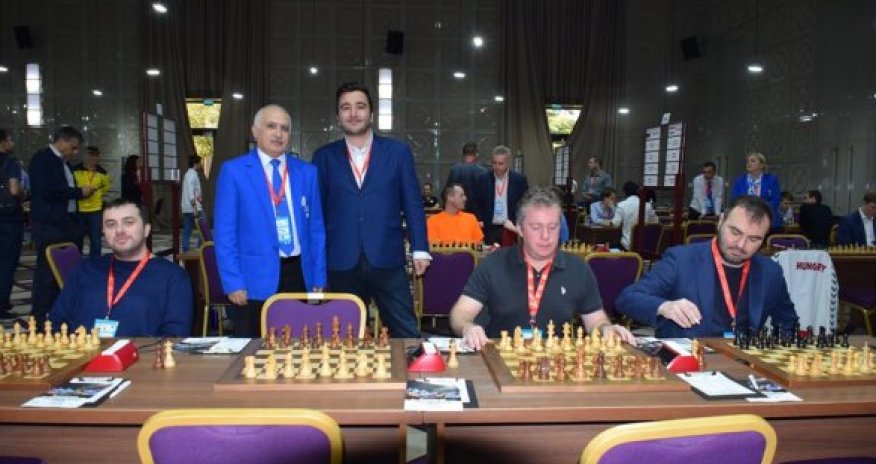 Чемпионат Европы по шахматам: Азербайджан играет с Арменией и Францией