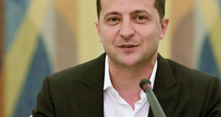 Зеленского обвинили в потакании националистам