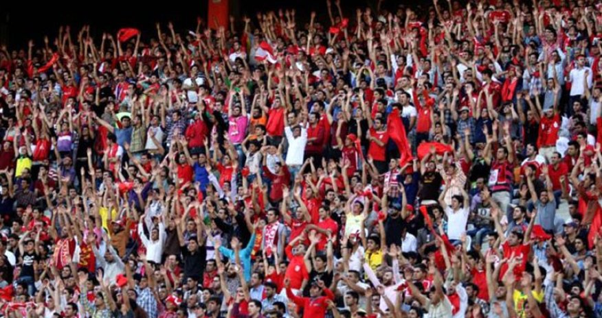 Təbrizdə 80 min adam 