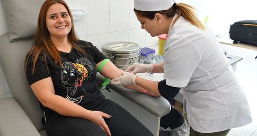 QİÇS xəstəsi: “Dörd dil bilirəm, türkmən qızla cinsi əlaqədə oldum, dostlarım məndən üz çevirdi” - REPORTAJ