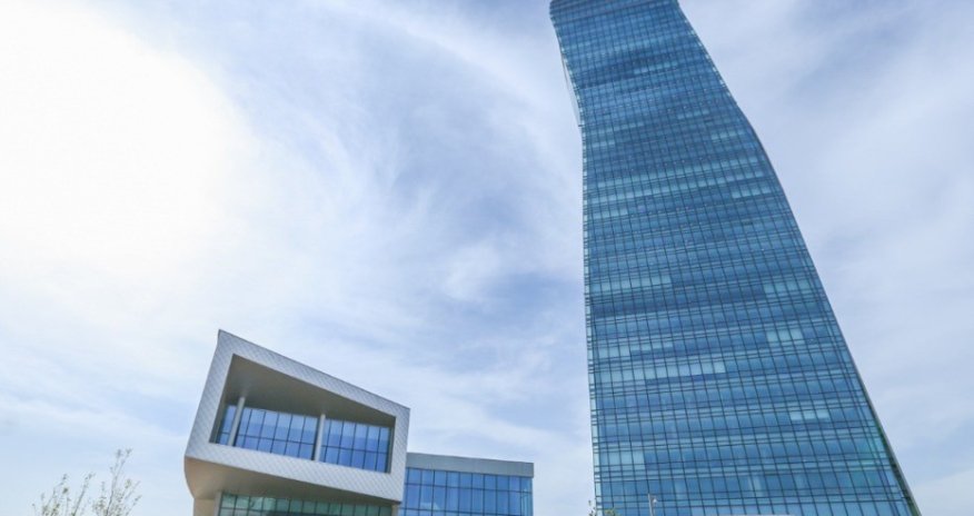 Среднемесячная зарплата в SOCAR увеличилась на 8% в прошлом году