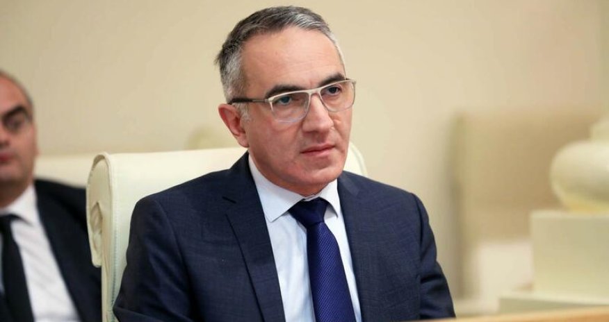 Təhsil naziri İSTEFA VERDİ