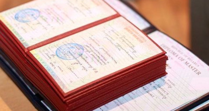 Baş nazir bu diplomlarla bağlı qərar imzaladı