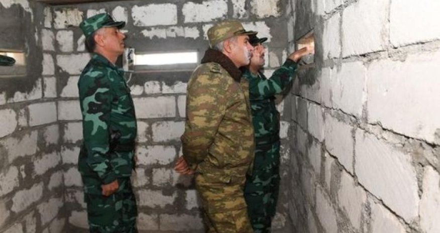 DSX rəisi və hərbi prokuror düşmənlə sərhədə gediblər