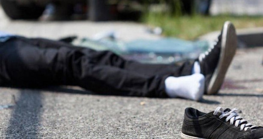 Bakıda 17 yaşlı tələbəni avtomobil vurub