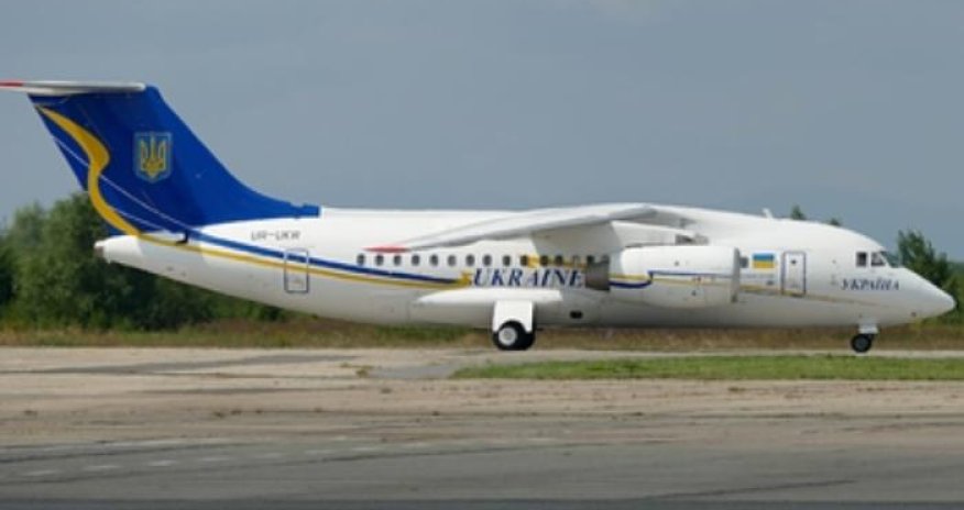 Prezidentin təyyarəsi qırıldı