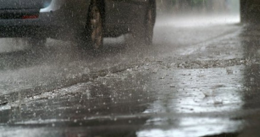 Погода на завтра: холодно и дождливо